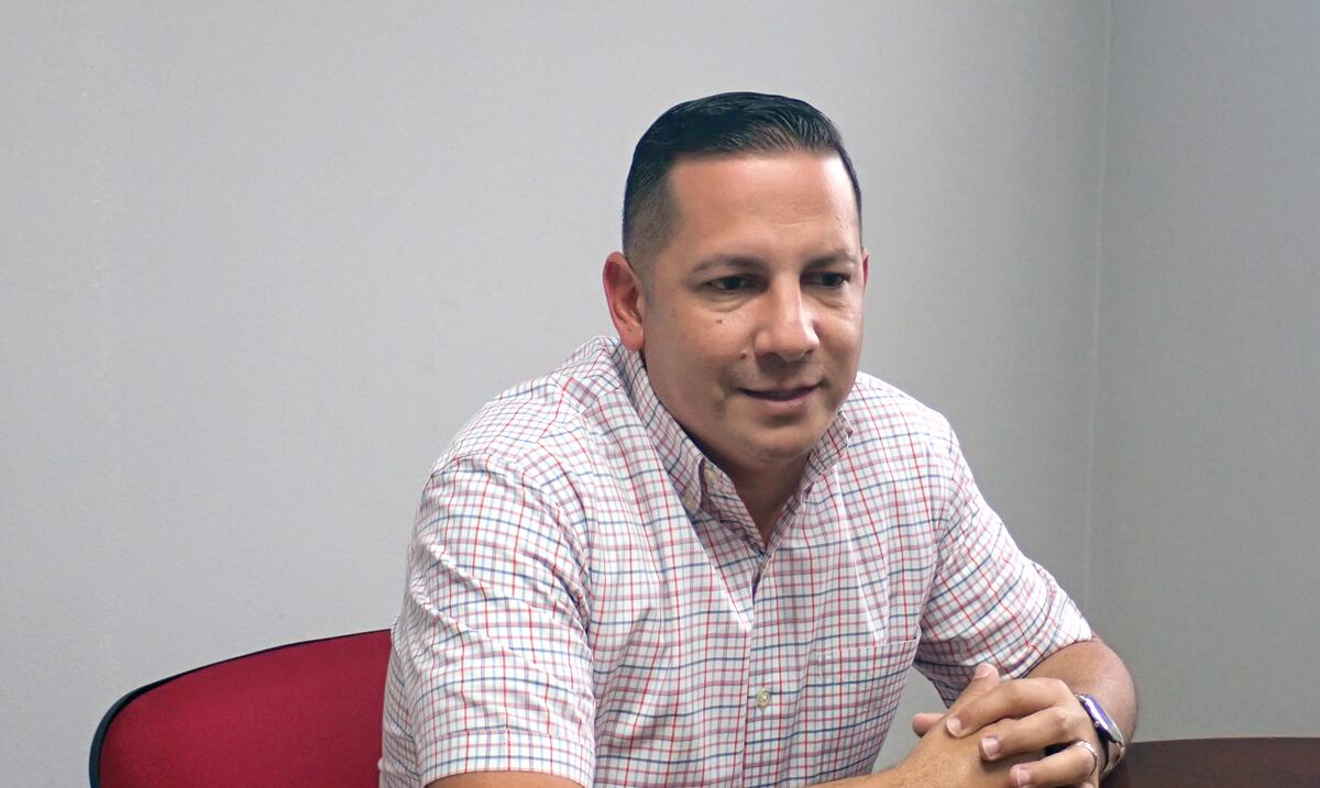 La Oficina del Contralor Electoral multa en $12,000 al Municipio de Toa Alta por violar veda de anuncios