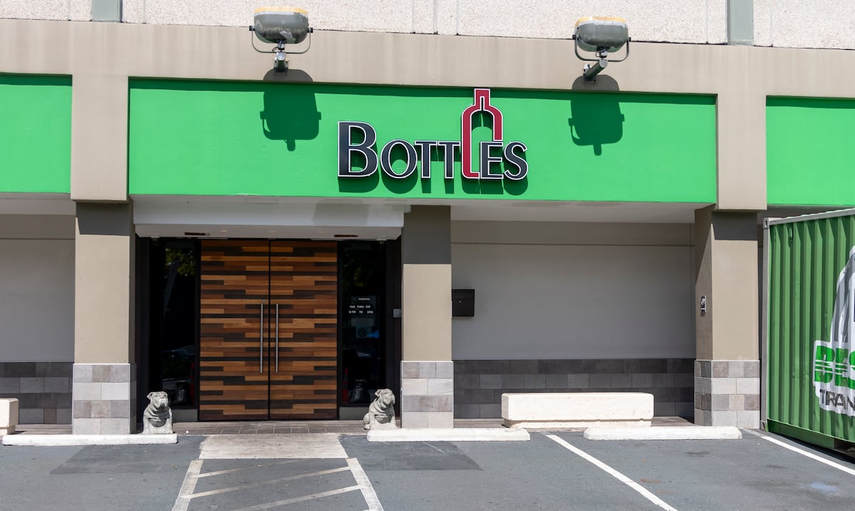 Grupo de inversionistas compra el restaurante Bottles en Guaynabo