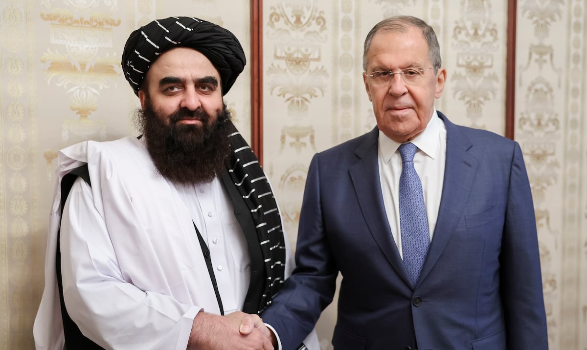 Rusia se convierte en el primer país en reconocer formalmente al gobierno talibán en Afganistán