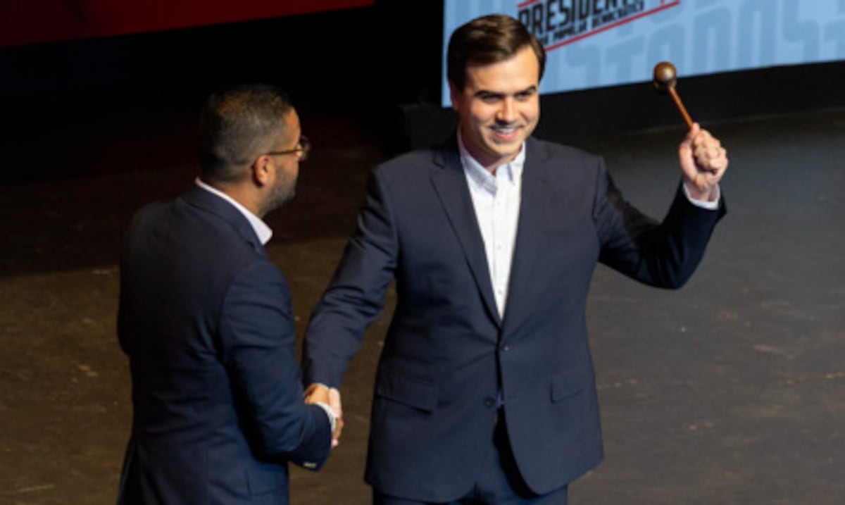 “Este es un partido realista, autonomista y de centro”: Pablo José Hernández Rivera asume la presidencia del PPD