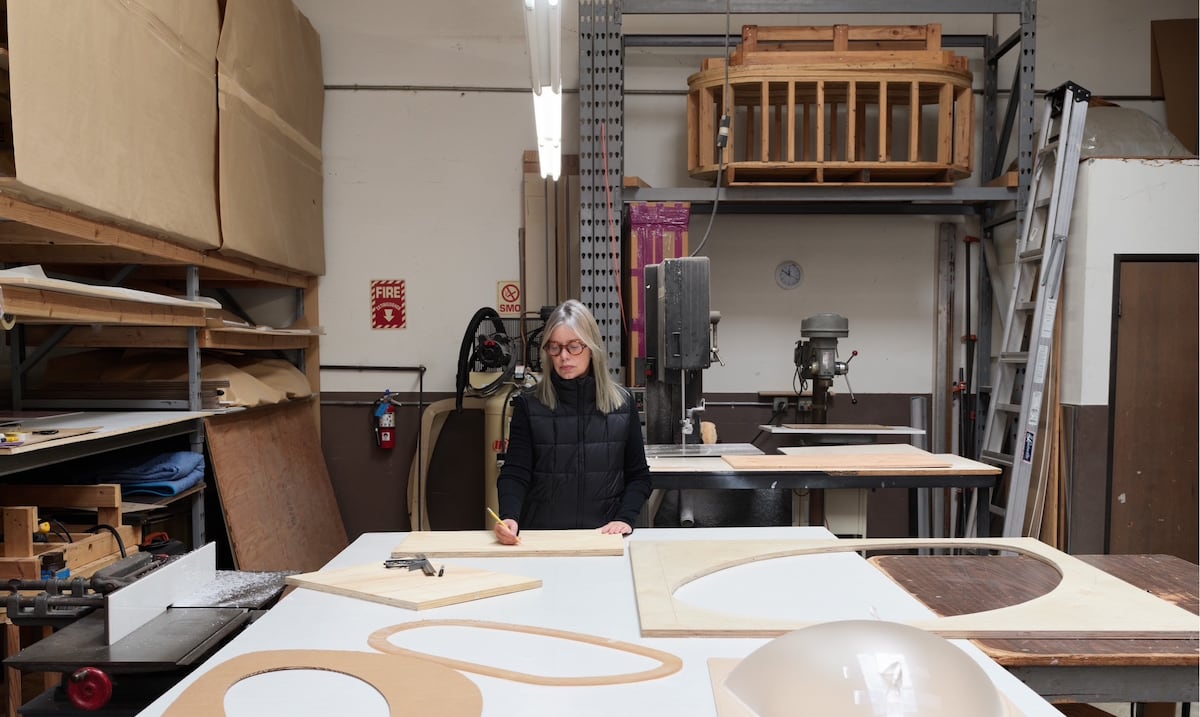 Gisela Colón documenta su arte global en “Materia Prima”