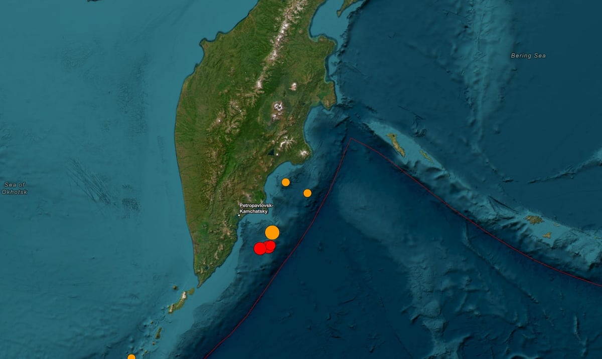 Tsunami impactó áreas de la costa de las islas Kuriles y la isla japonesa de Hokkaido