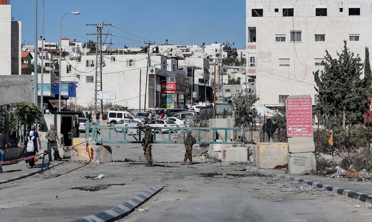 Israel ordena desalojo en el centro de Gaza mientras fracasan las negociaciones