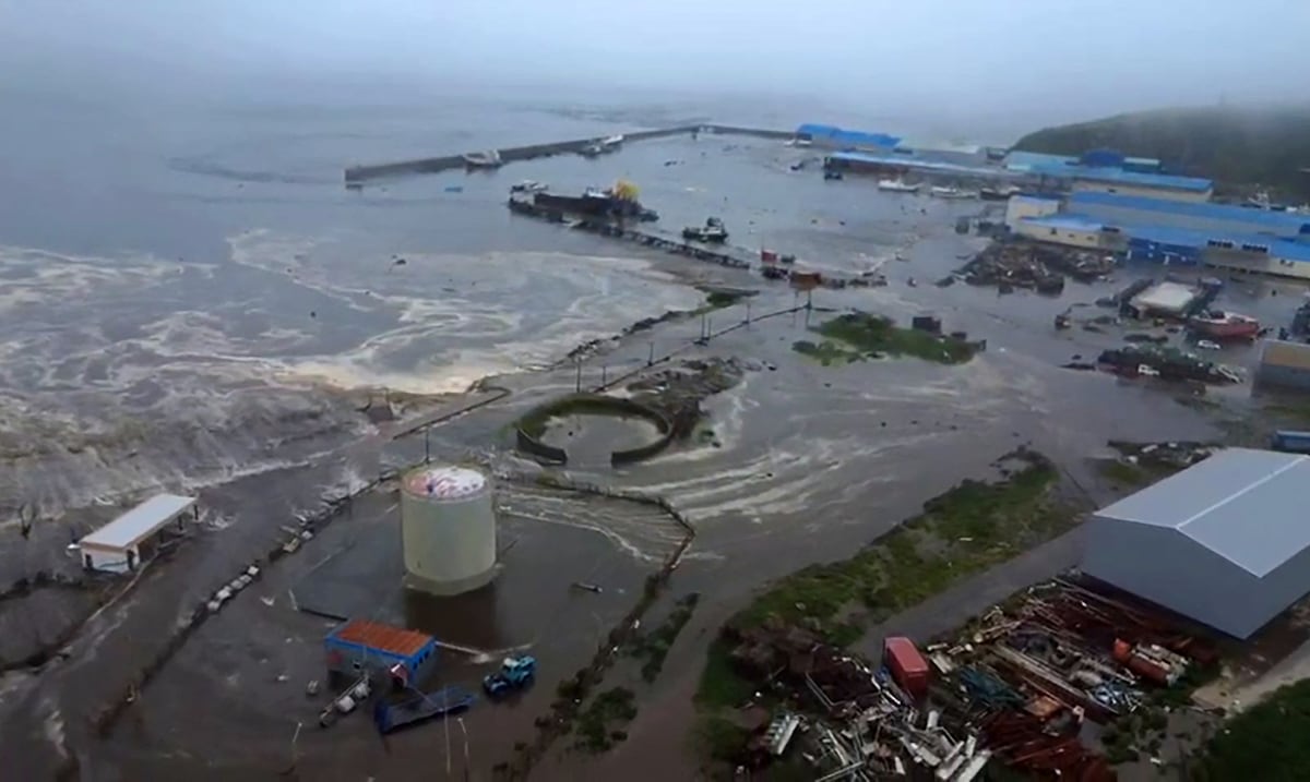 Península rusa sufre réplicas del terremoto de magnitud 8.8, pero la alerta de tsunami decae en el Pacífico