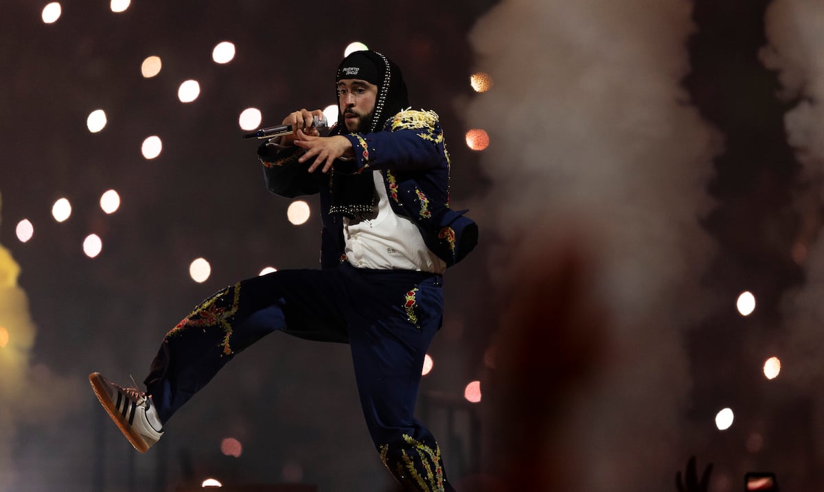 Todo listo para que Bad Bunny tome control del Choliseo: “El público va a ver algo único”