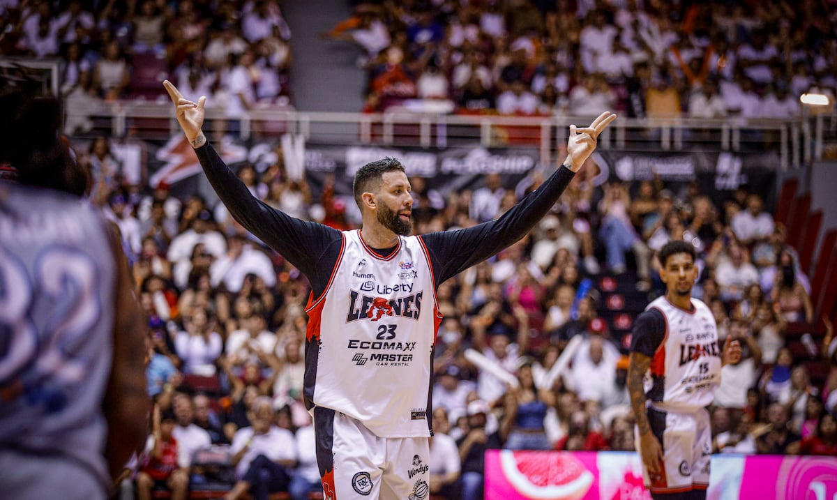 Tras contemplar el retiro, Carlos “Yao” López celebra el segundo aire en su carrera en el BSN con los Leones