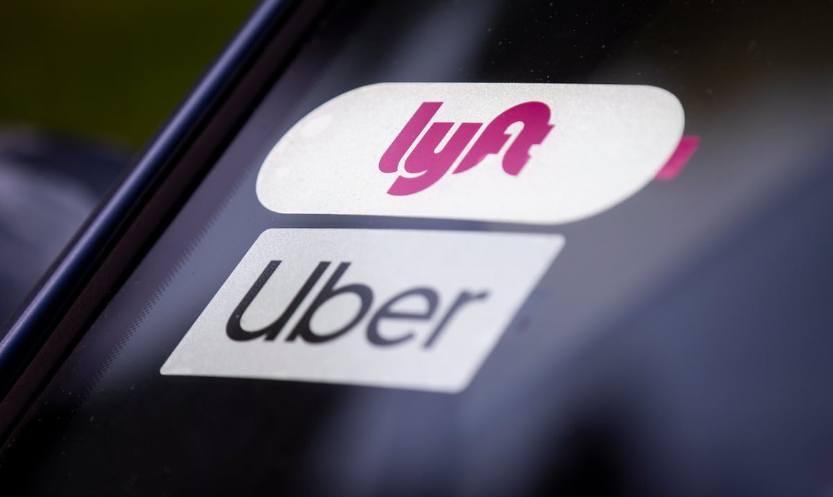 Ante la llegada de Lyft, conductores reclaman “justicia” en la paga que reciben