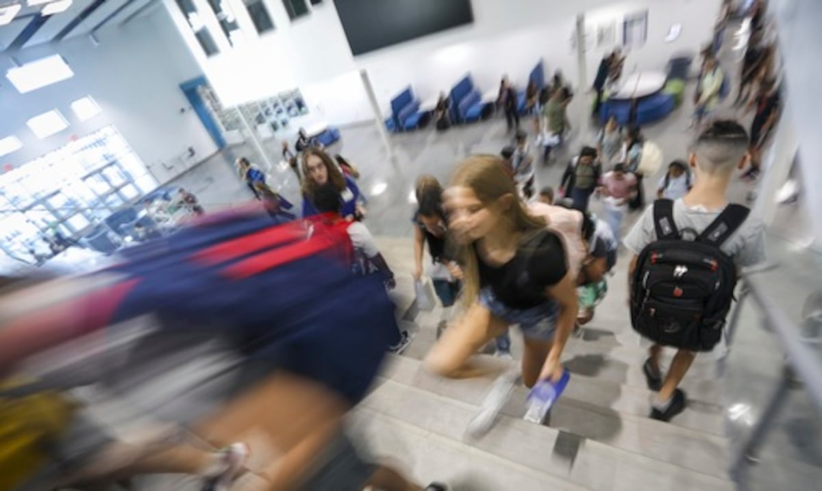 ¿Cómo ayudar a los niños a retomar el horario de sueño para el año escolar?