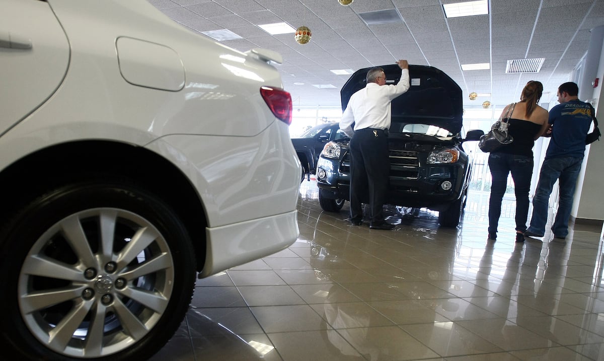 La venta de autos nuevos cae casi 6% en lo que va del 2024