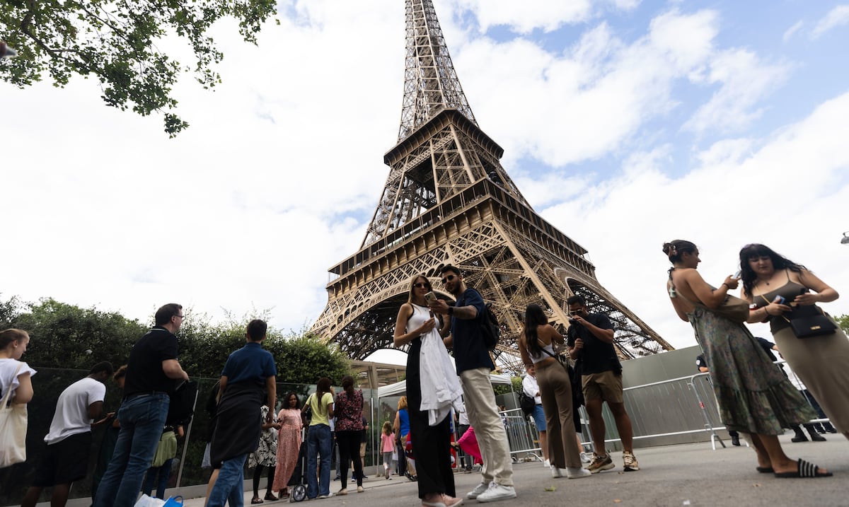 ¿Tiene París demasiados turistas? Una crisis europea llega a Montmartre