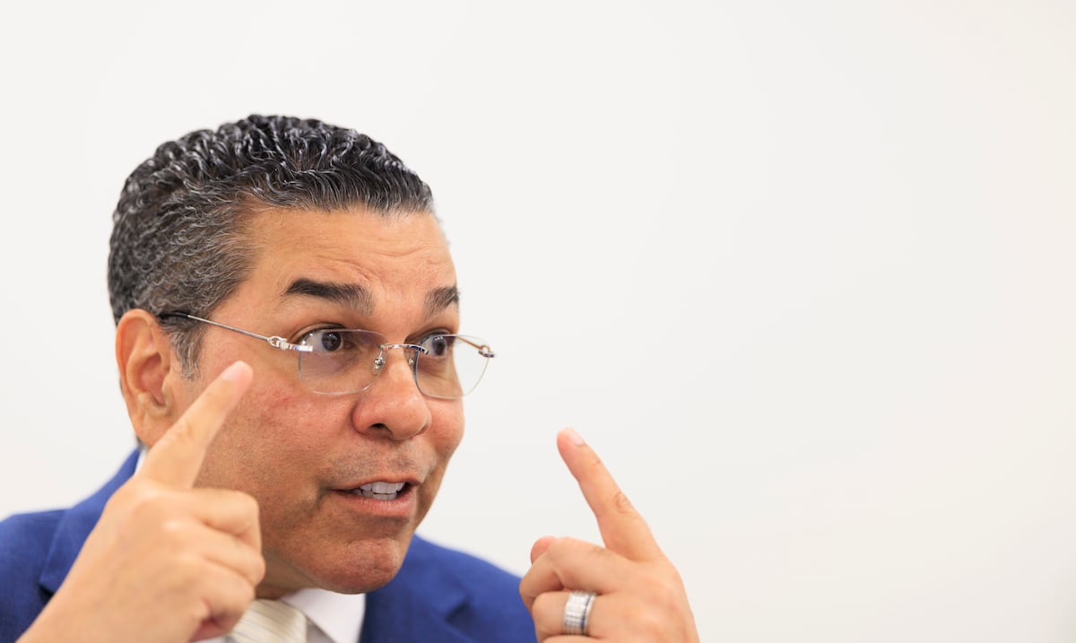 El gobierno truena contra LUMA y asegura que se defenderá en el tribunal