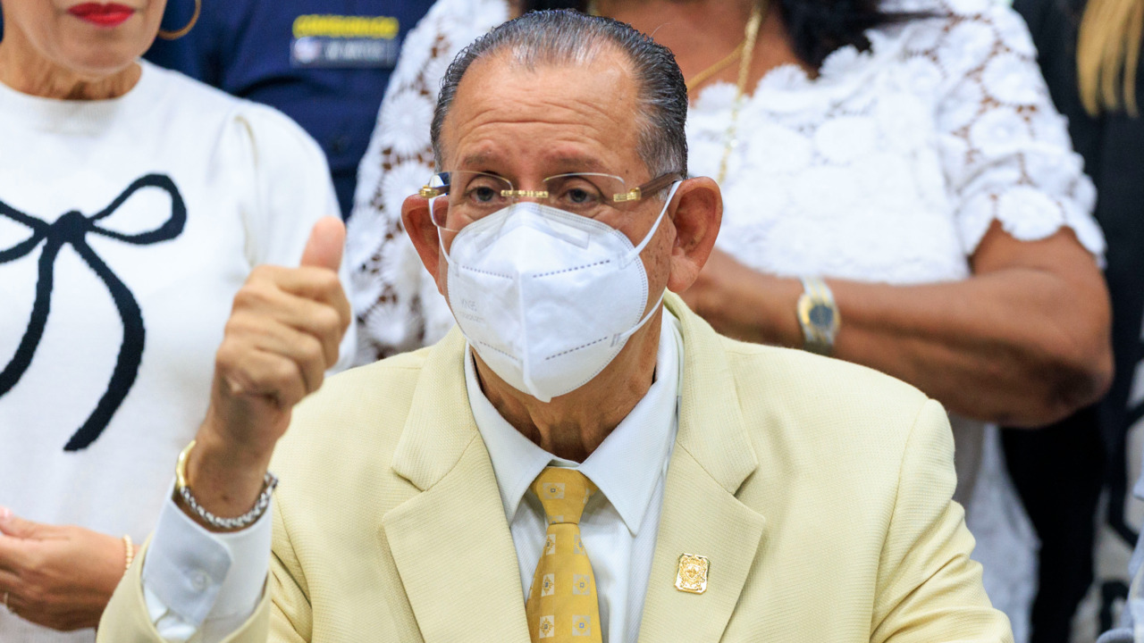 Con la mira puesta en 2028: alcalde de Dorado habla sobre su cáncer de hígado