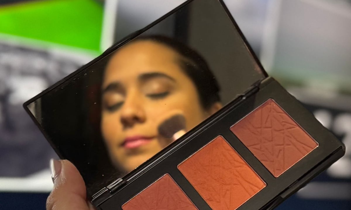 Wilenie Sepúlveda lanza su línea de maquillaje “Camera Ready”