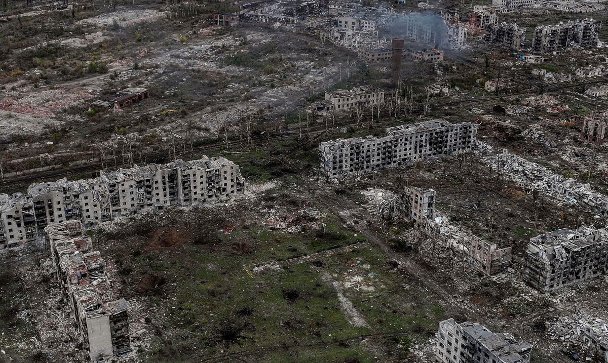 Oferta de la OTAN para zona controlada por Ucrania podría acabar fase “caliente” de la invasión de Rusia