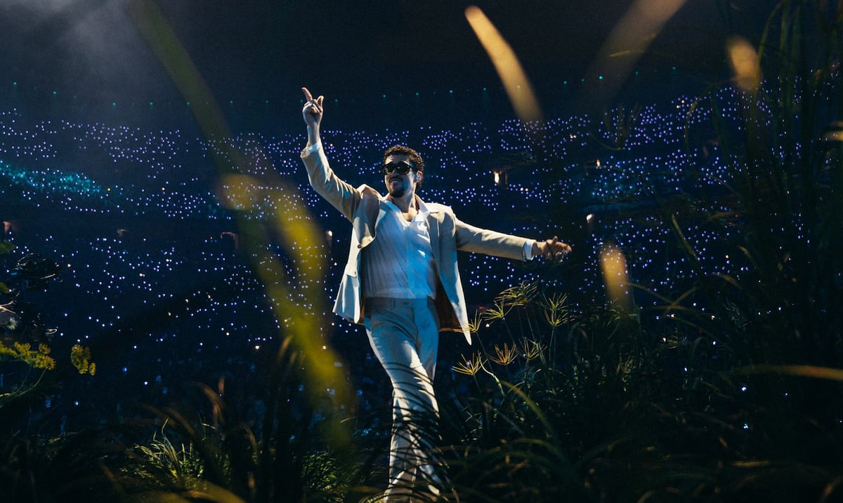 Amazon y Bad Bunny unen fuerzas para apoyar la educación y los negocios locales