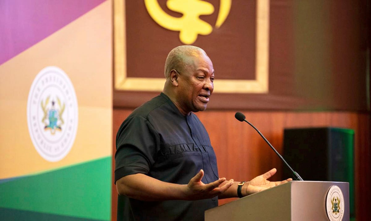 Algunos deportados por Estados Unidos a Ghana dicen seguir detenidos ahí, lo que contradice a autoridades