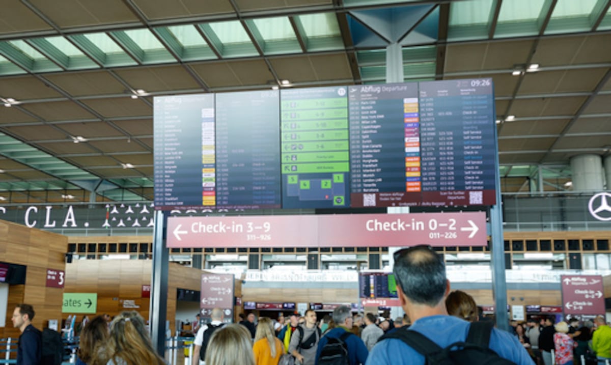 Ciberataque interrumpe los sistemas de registro en los principales aeropuertos europeos