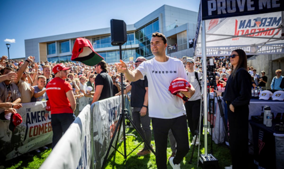 Admiradores de Charlie Kirk esperan que respuesta a su muerte señale el inicio de un renacimiento religioso