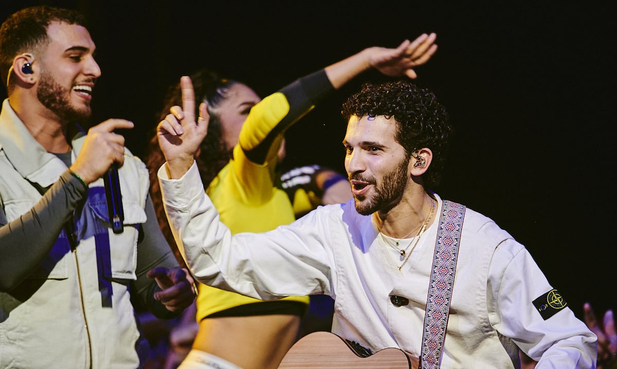 Alleh y Yorghaki: la banda que pisa fuerte en la escena musical