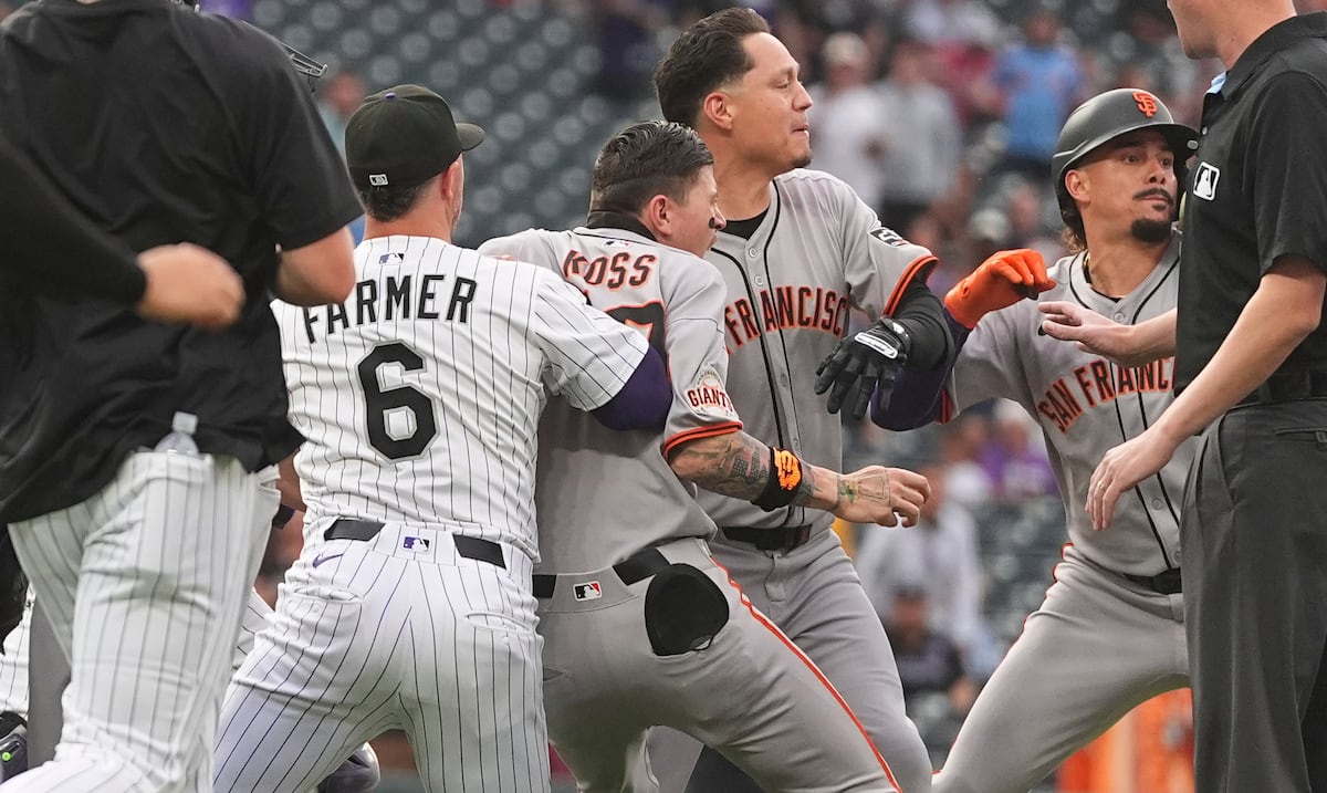 Rafael Devers pega jonrón en Colorado y se vacían las bancas ¿Qué pasó?