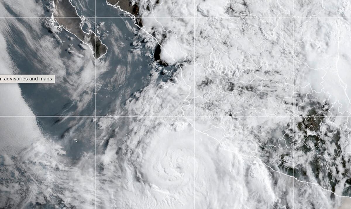 Huracán Flossie se debilita a ciclón de categoría 2 frente a la costa suroeste de México