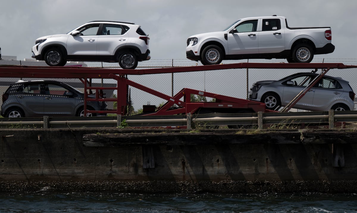 Panorama “retante” para la industria automotriz