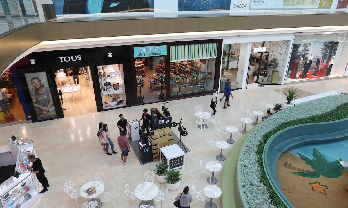 Rival compra a la compañía que opera The Mall of San Juan