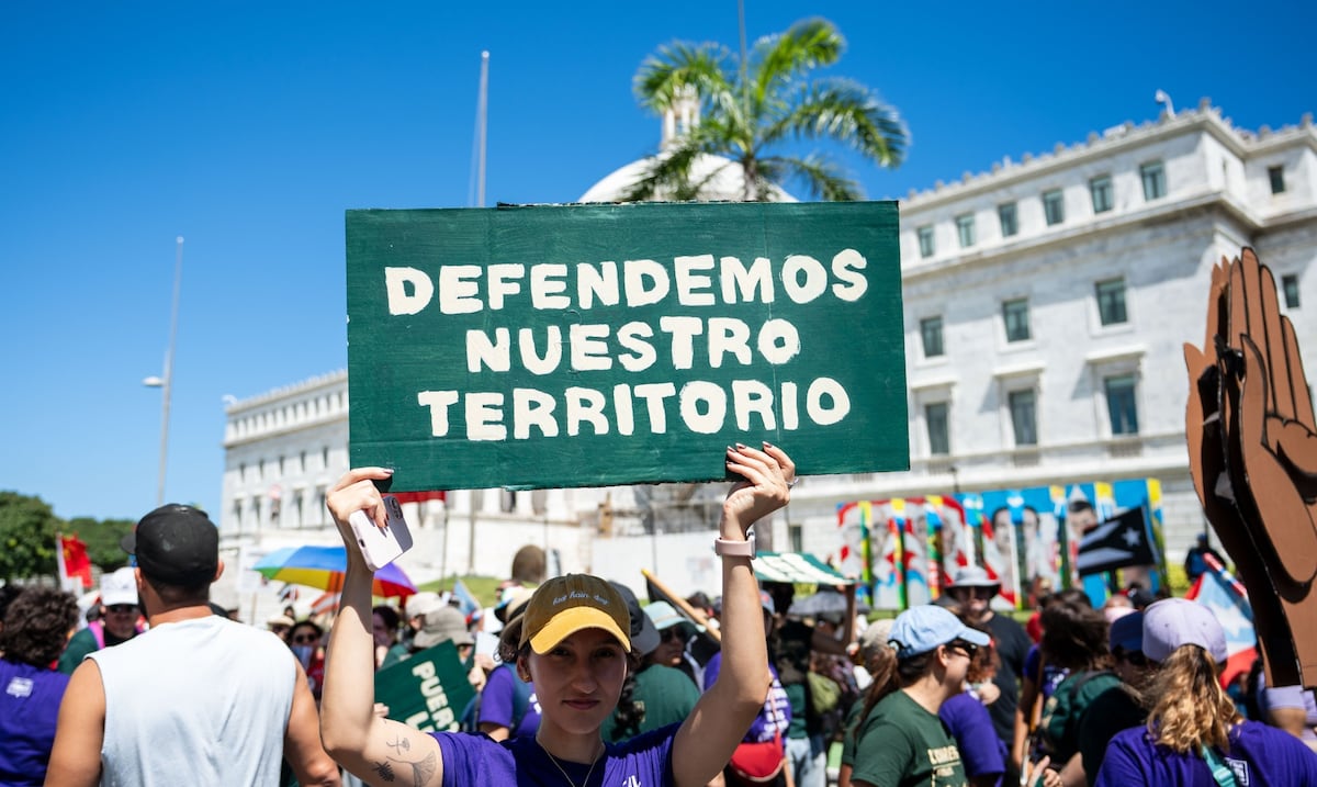 “Esta marcha no va a ser el fin”: decenas se movilizan en reclamo por la independencia de Puerto Rico
