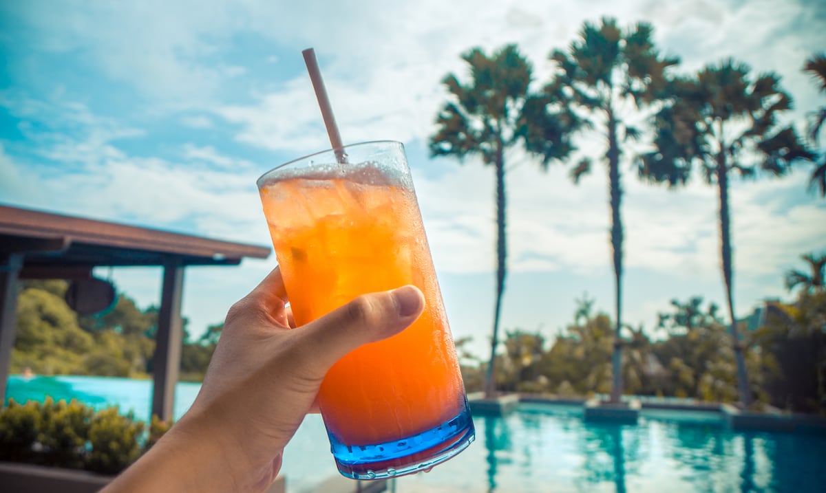 Qué es el cóctel de cortisol que se viraliza en redes y qué dicen los expertos en salud al respecto