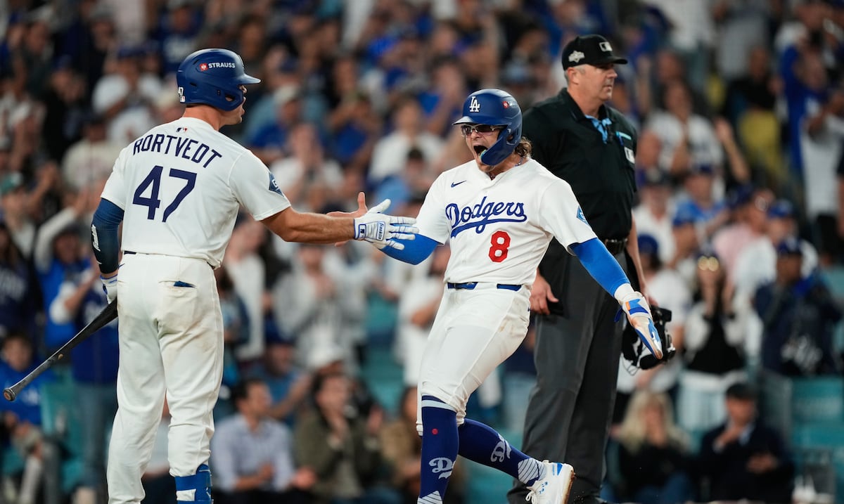 Kike Hernández aporta al triunfo de los Dodgers y adelantan a las Series Divisionales