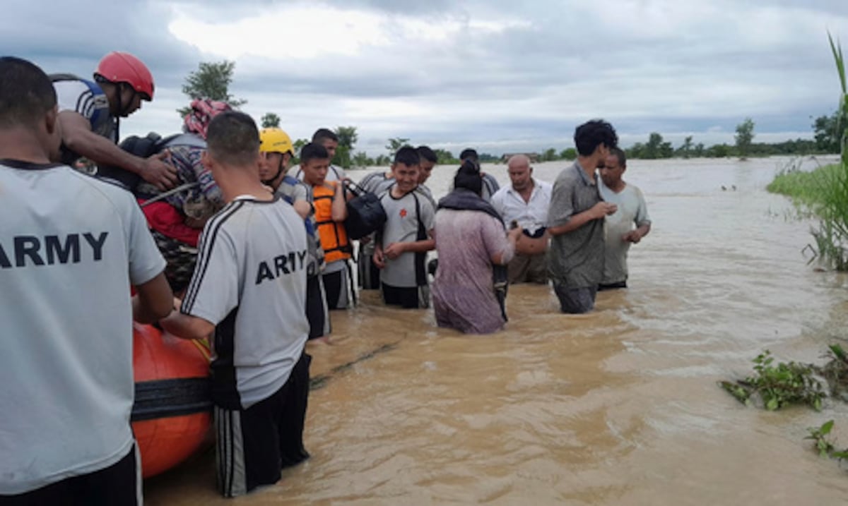 Fuertes lluvias arrasan aldeas en Nepal y causan unas 44 muertes
