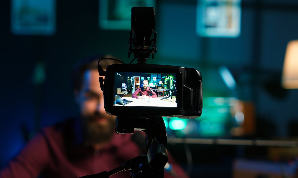 Opinión | Del “influencer” al creador híbrido: la nueva economía del contenido