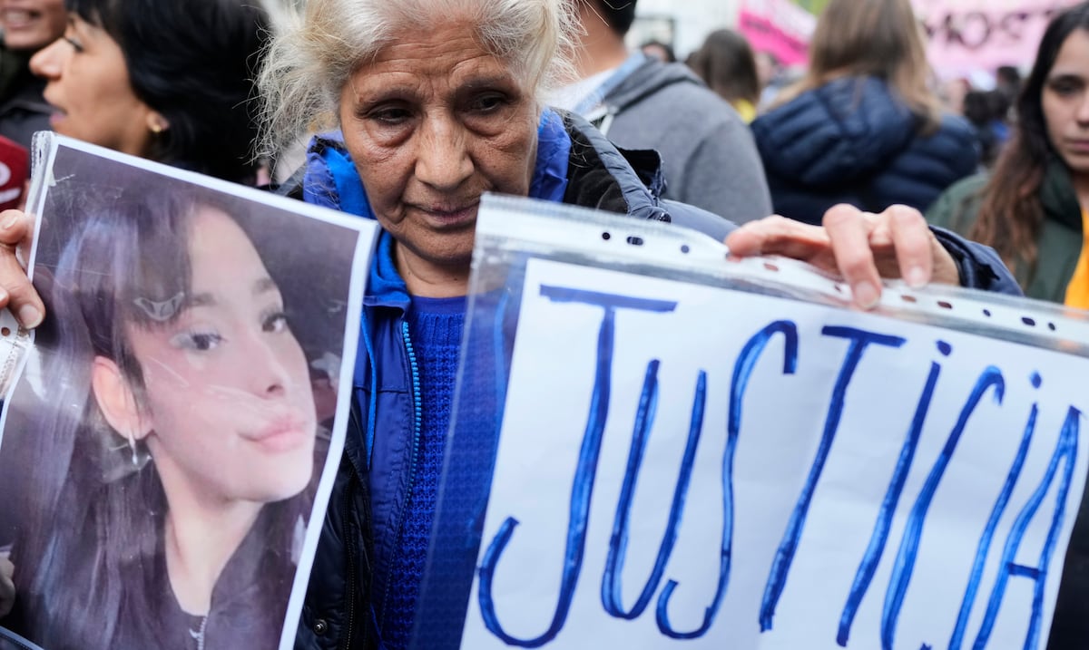 En prisión preventiva: fiscalía argentina asegura que varios sospechosos de triple feminicidio están detenidos