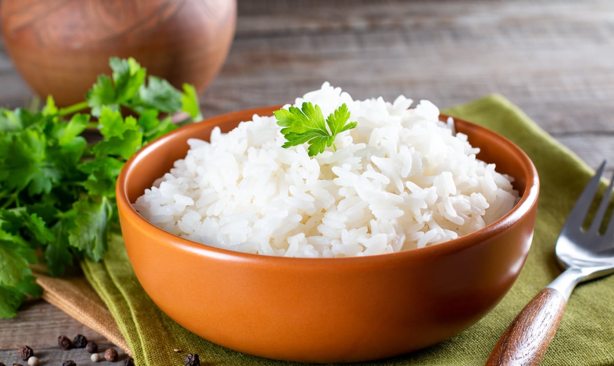 Por qué no hay que guardar el arroz cocinado para el día siguiente