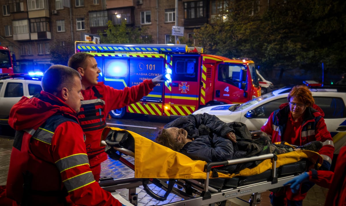 Ofensiva rusa deja al menos 20 heridos en Kiev y un niño muerto en otro ataque al sureste