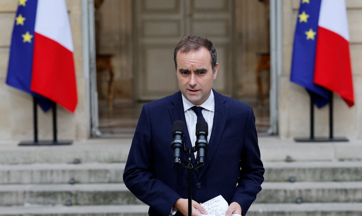 Emmanuel Macron vuelve a nombrar a Sébastien Lecornu como primer ministro de Francia