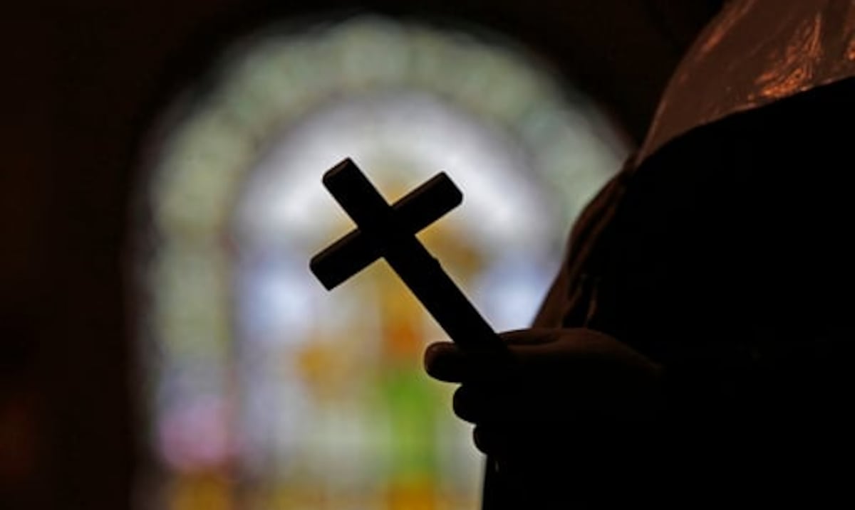 Fallece sacerdote nicaragüense que en 2018 fue atacado con ácido por una mujer rusa