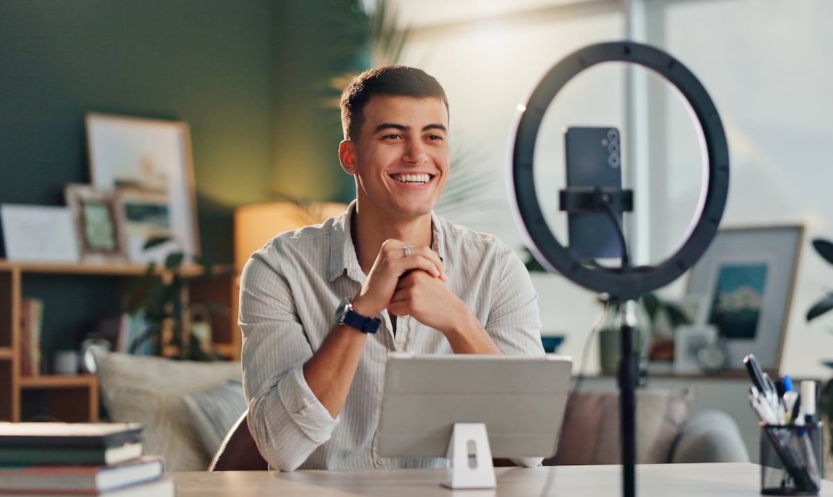 ¿Qué es el “positivismo tóxico” que afecta la salud mental?