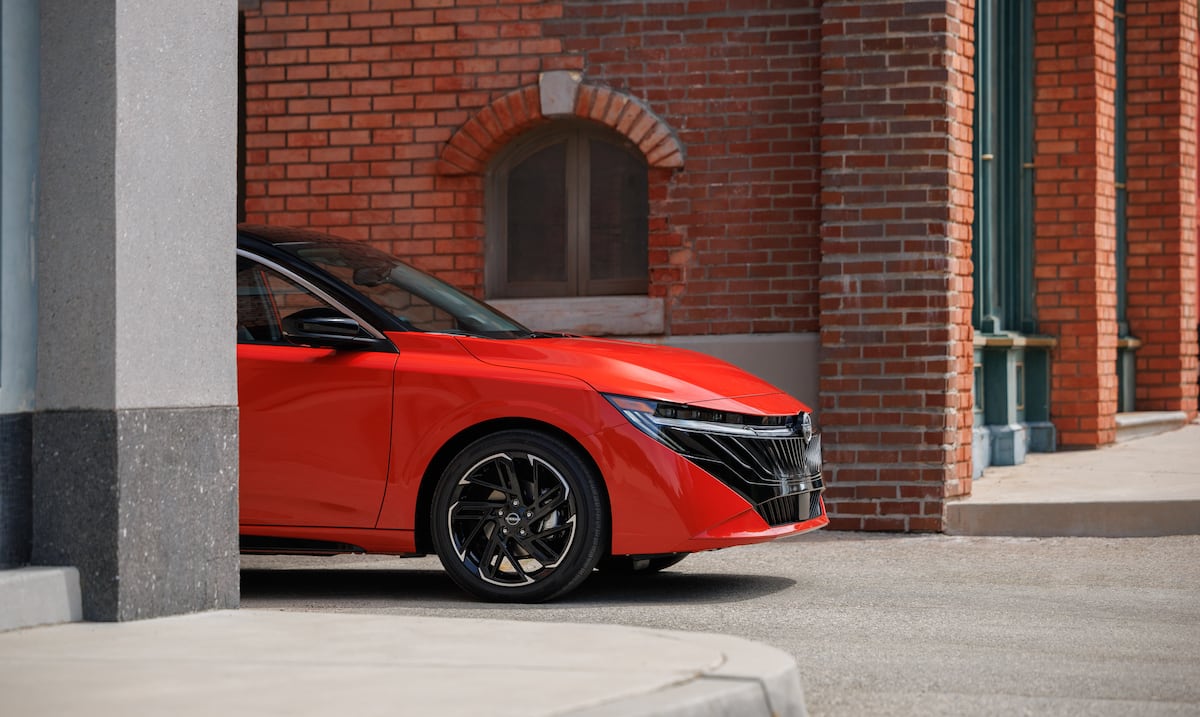 El Nissan Sentra 2026 llegará con un diseño renovado