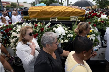 Adiós a un “alcalde de campo y de pueblo”: Dorado despide a Carlos López Rivera