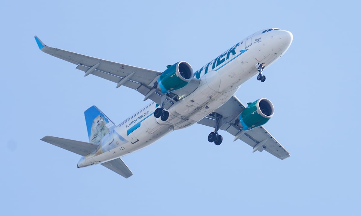 ¿Cómo funciona la oferta de vuelos ilimitados de Frontier?