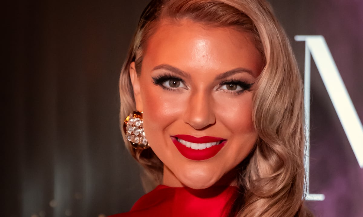 Madison Anderson celebra por todo lo alto su debut como empresaria