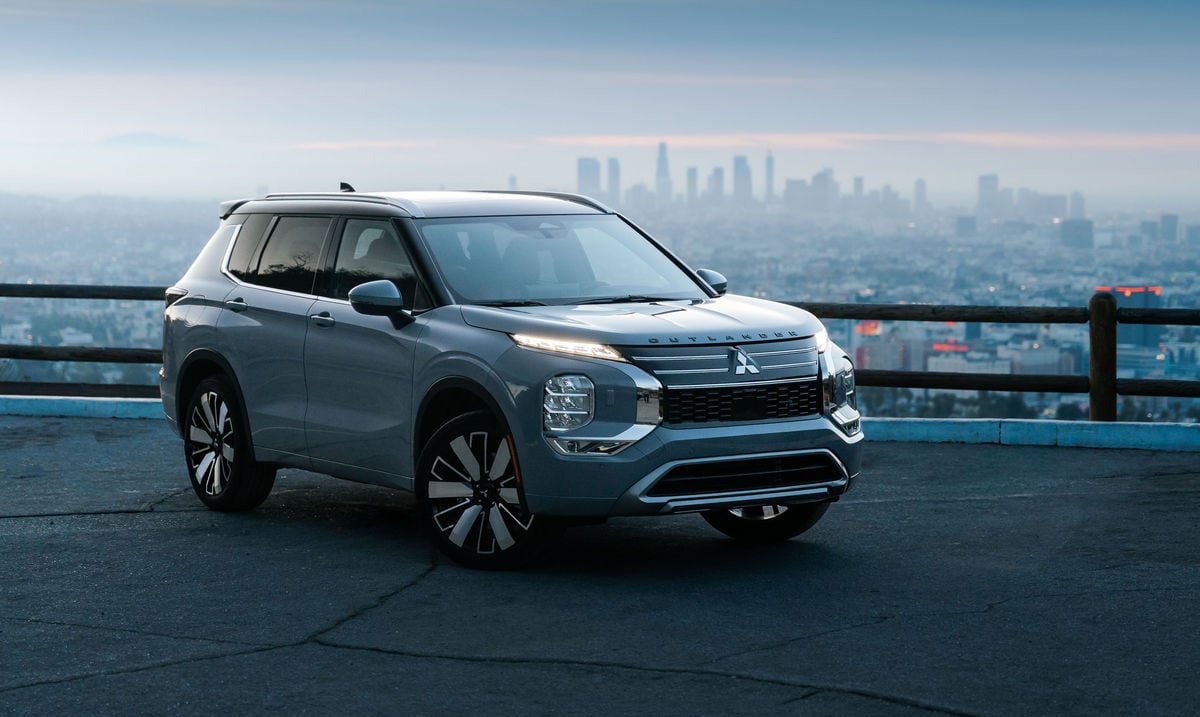 Mitsubishi integra mejoras y un potente sistema de sonido Yamaha en la Outlander 2025