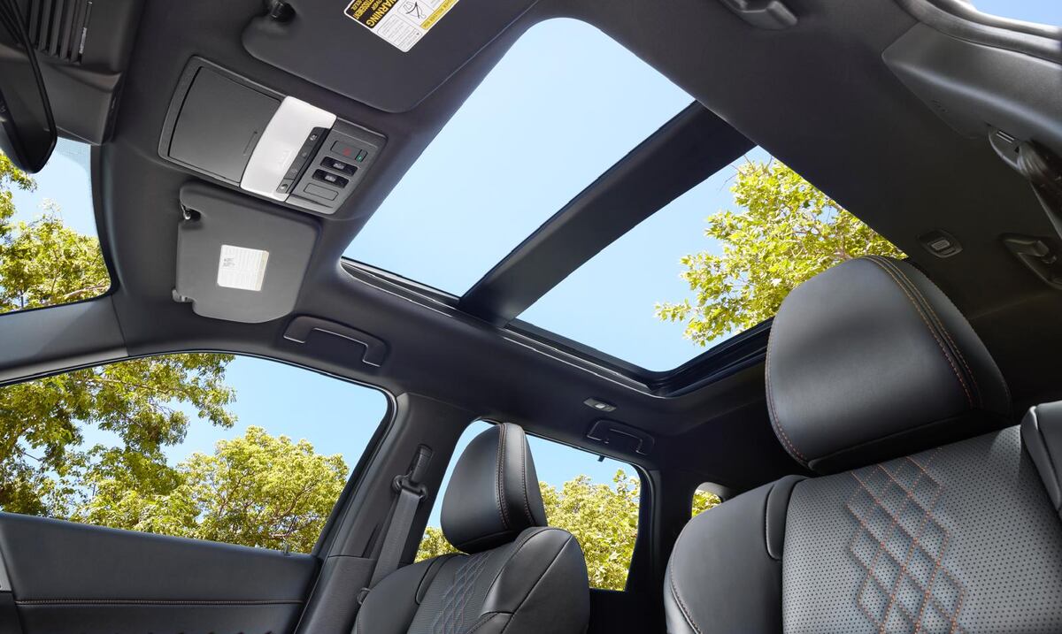 La Mitsubishi Outlander PHEV se posiciona como un vehículo versátil