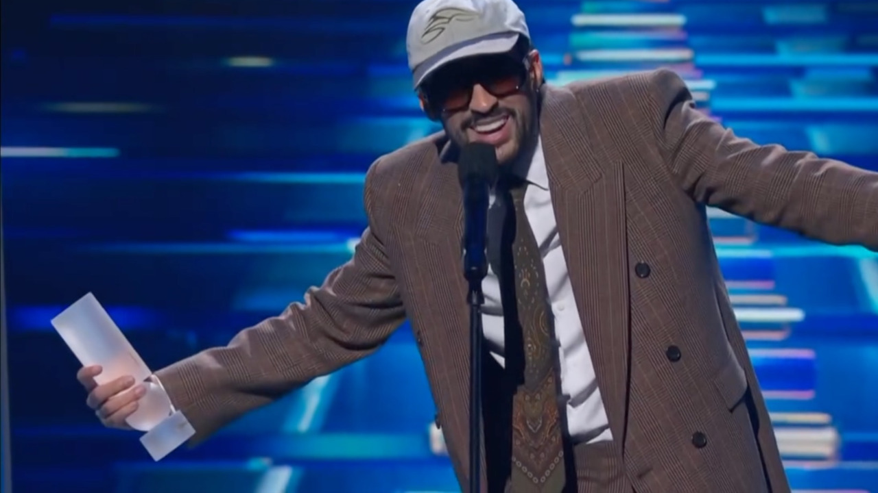 Bad Bunny provoca lágrimas con su mensaje en los Latin Billboard