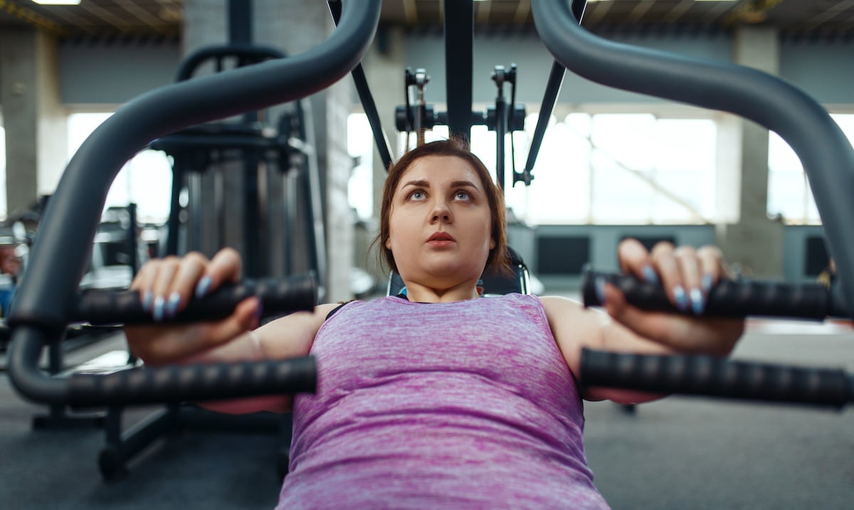 ¿Por qué sigo teniendo barriga si llevo meses en el gimnasio? Experta revela los secretos para perder peso