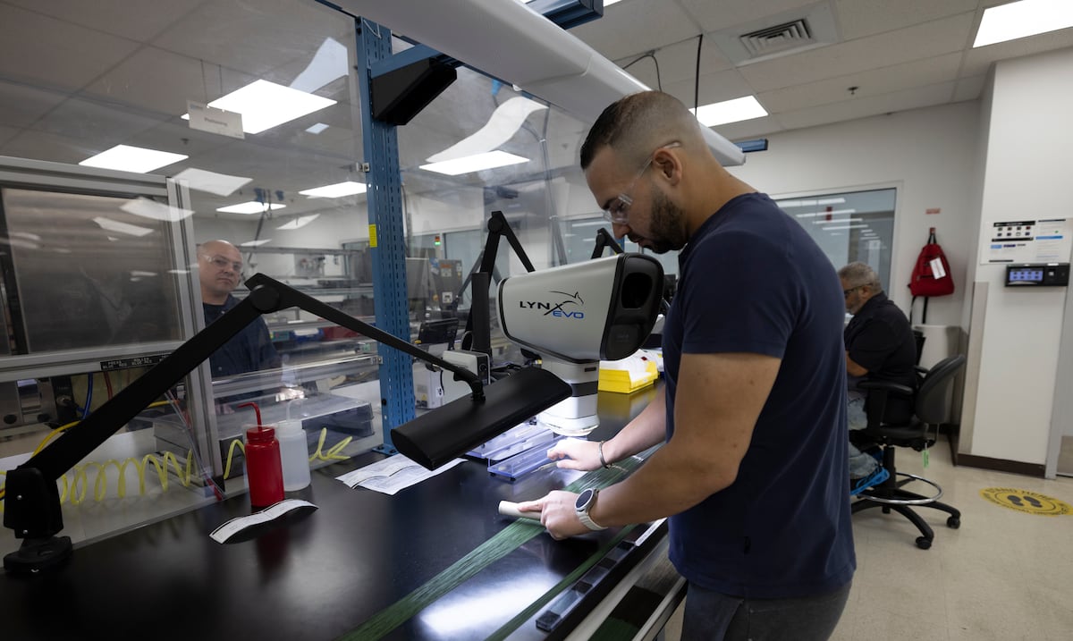 Abbott lanza dispositivo médico diseñado y producido en Puerto Rico