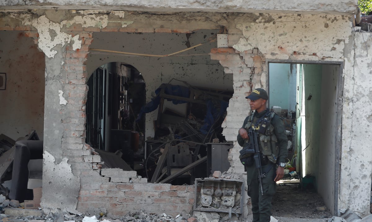 Al menos 2 muertos y un herido deja un atentado con carro bomba en el suroeste de Colombia