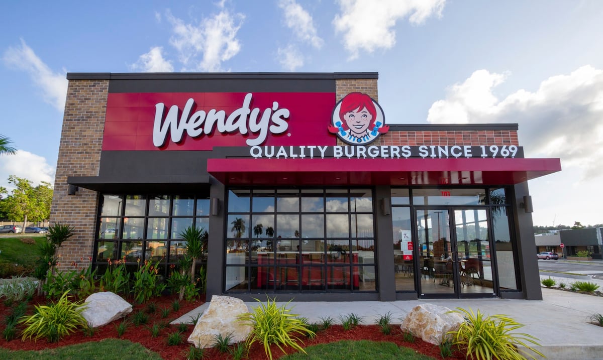 Wendy’s cerrará cientos de locales en EE.UU., pero por ahora, la operación de Puerto Rico está a salvo