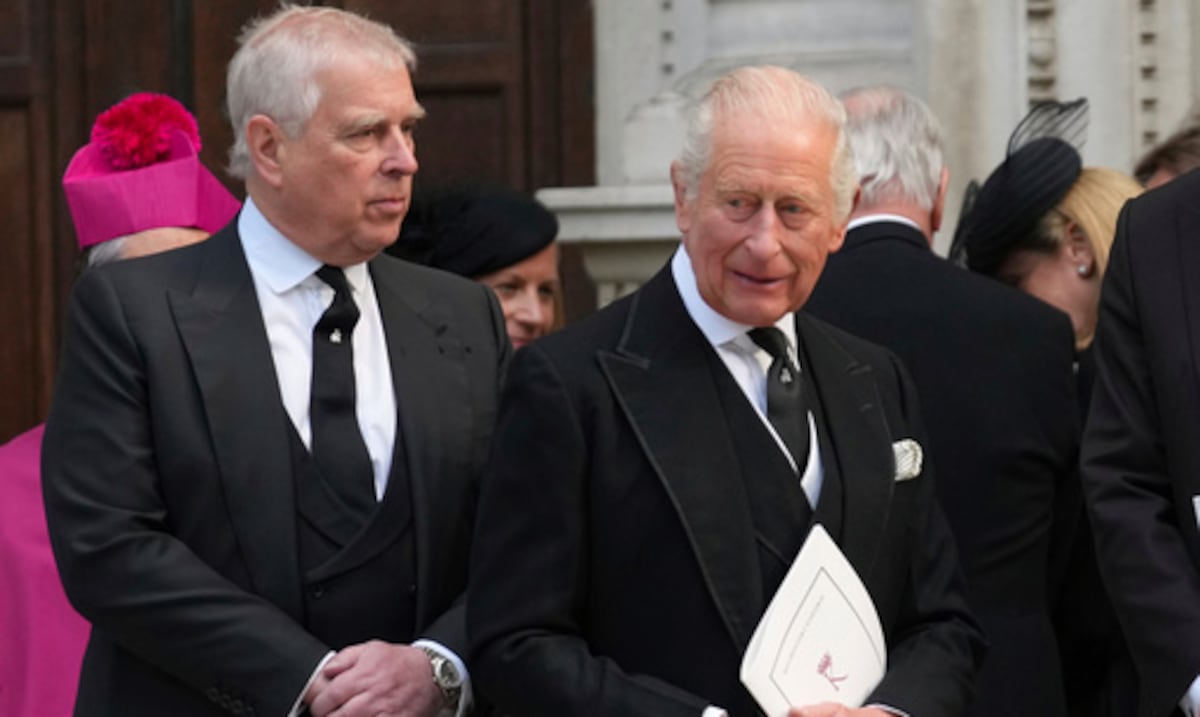 Andrew Mountbatten-Windsor deja de ser príncipe